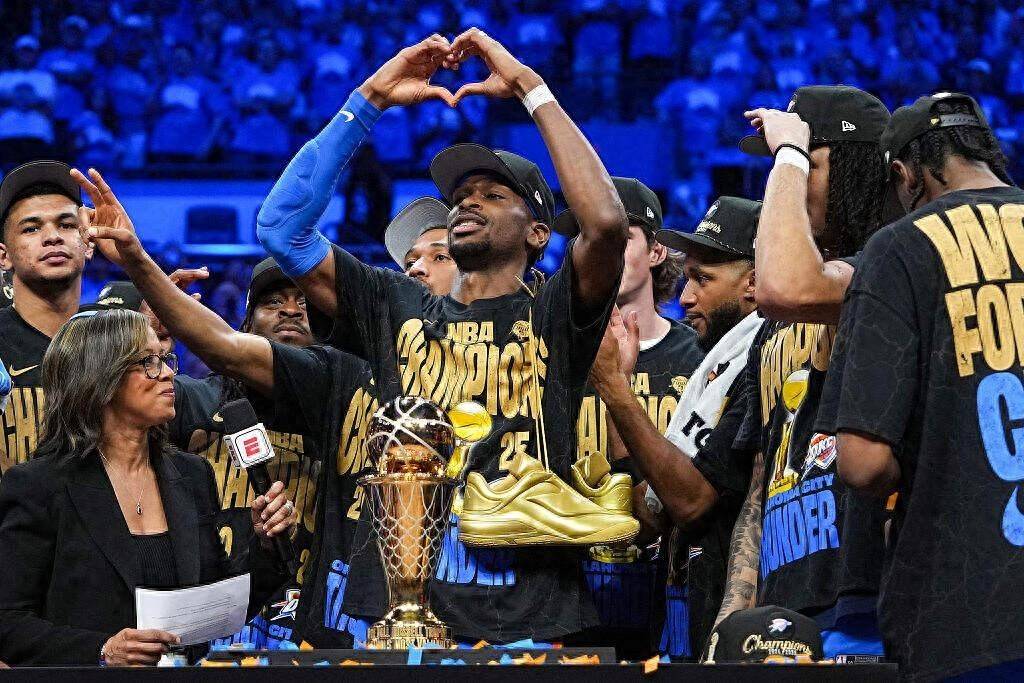 清晨俄克拉荷马雷霆调整名单以备CBA季后赛，手感冰凉环节打磨，悬念犹存，球探报告显示潜力的简单介绍