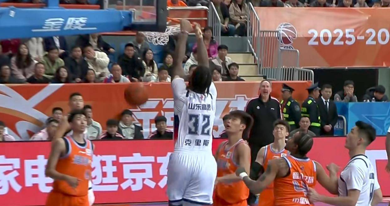 关于CBA季后赛倒计时，山东泰山转会期战术微调，细节引发关注，球迷炸锅，心理建设被强调的信息